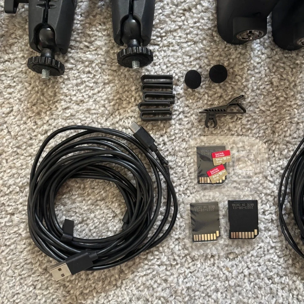 Logitech Mevo Equipment